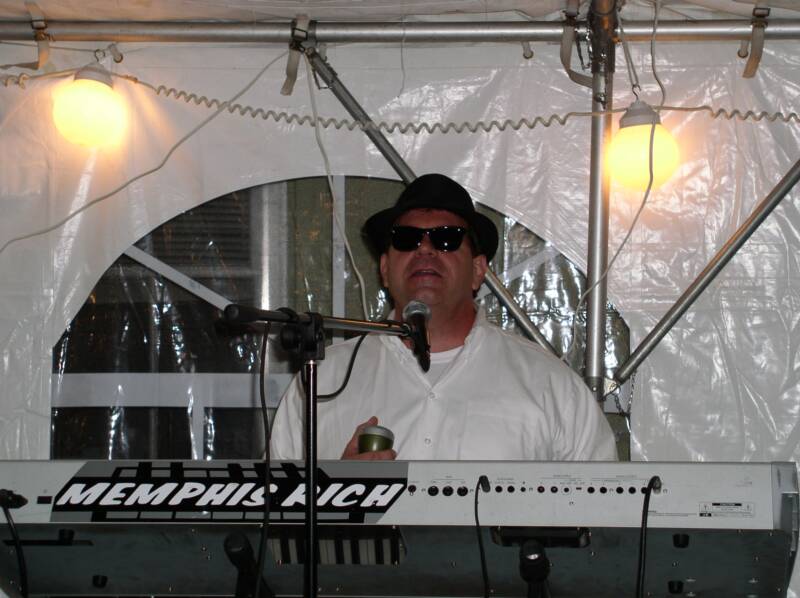Richard Fowler, Keyboards and Vocals